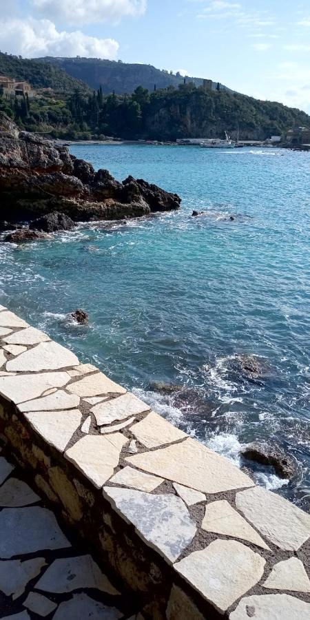 אפרטהוטל קרדמילי Gorgones, Sea-Front, Great View מראה חיצוני תמונה